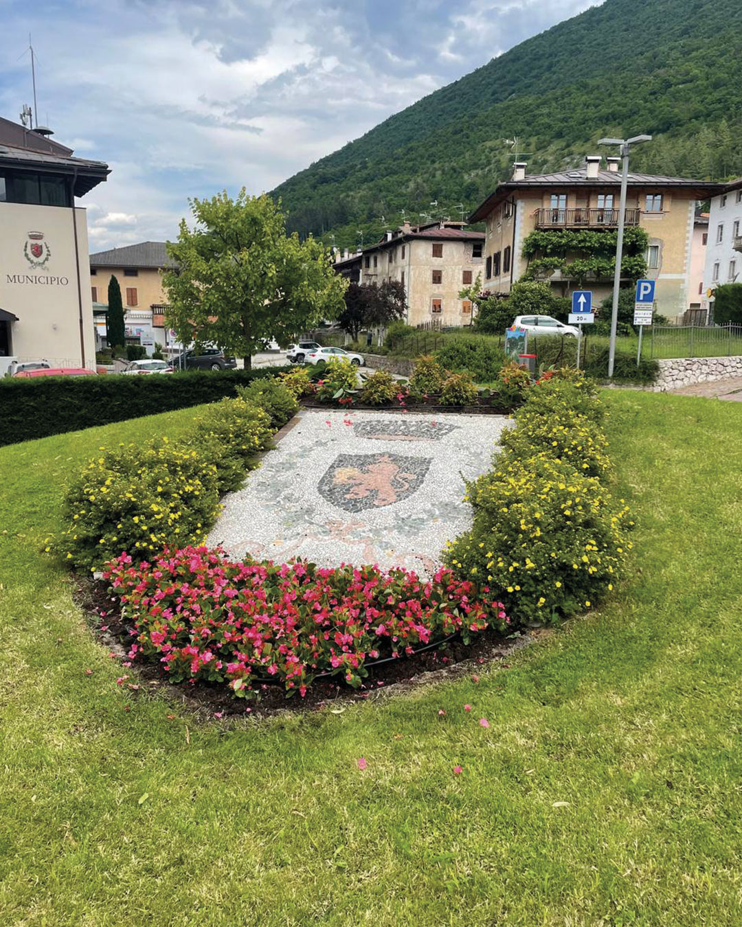 02 Progettazione giardini aiuole verde pubblico Floricoltura Roncador Valentino